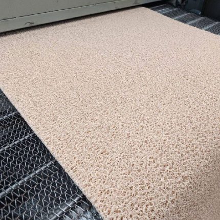 Sponge-flooring-cream
